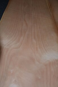 Cherry Veneer 74 x 29 cm | 0.6mm | 0,22m² Cherry Veneer 74 x 29 cm | 0.6mm | 0,22m²