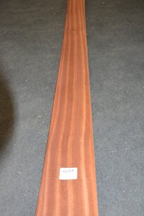 Sipo Mahogany Veneer 225 x 15 cm | 0.6mm | 0,3375 Sipo Mahogany Veneer 225 x 15 cm | 0.6mm | 0,3375
