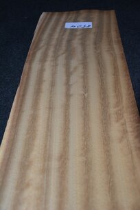 Iroko Veneer 210 x 21-22 cm | 0.6mm | 0,452 m2 Iroko Veneer 210 x 21-22 cm | 0.6mm | 0,452 m2