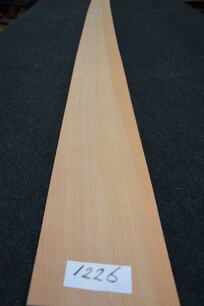 Beech Veneer 262 x 12-15 cm | 0.6mm | 0,354m² Beech Veneer 262 x 12-15 cm | 0.6mm | 0,354m²